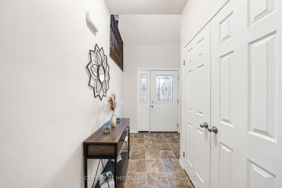 382 Woodbine Ave, Kitchener -  image-0-2
