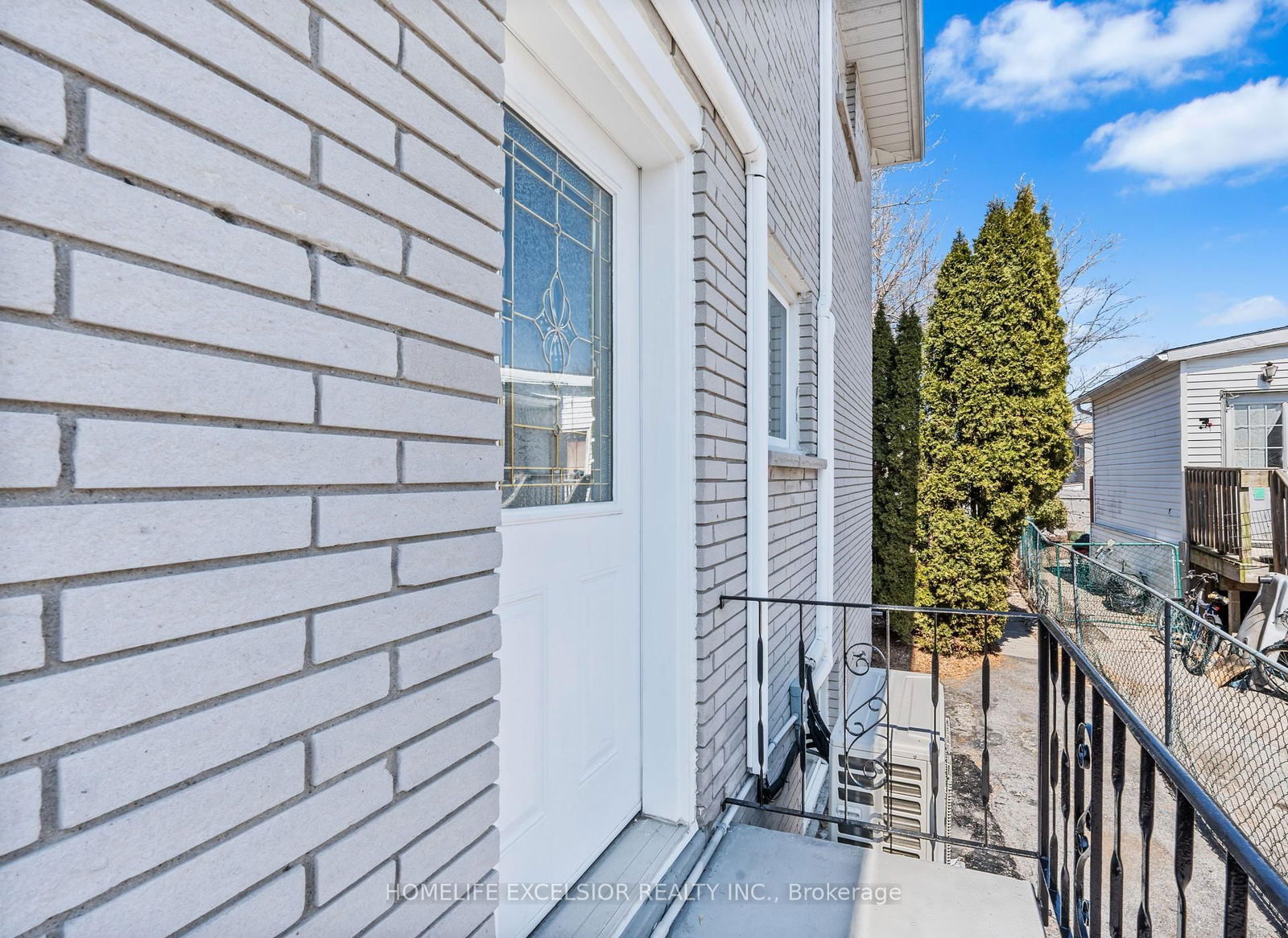 Semi-Detached House for sale at 37 Maccauley Street, Kingston, Rideau, K7K 2V8 - MLS: X12118723