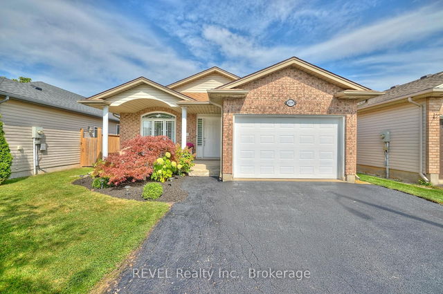 8159 Barrett Crescent