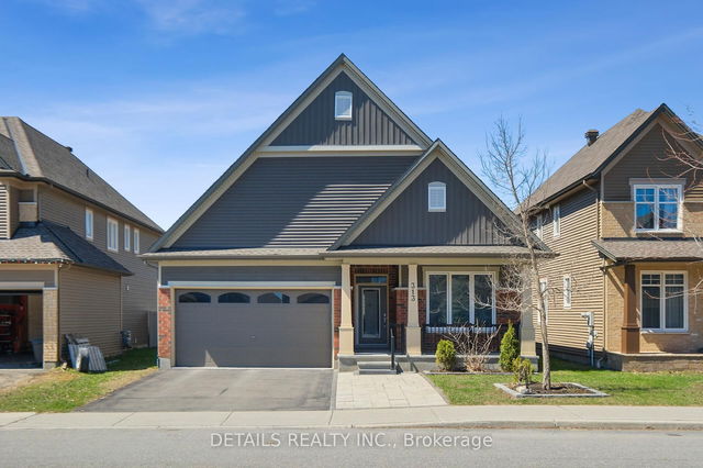 313 Gracewood Crescent