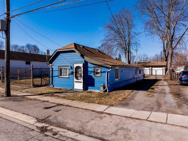 160 Mellanby Avenue