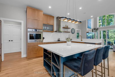 19 WALKER Way, South Bruce Peninsula - South Bruce Peninsula image-0-4