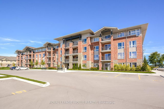 104 - 60 Lynnmore Street