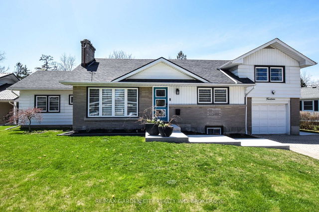 14 Elmridge Drive