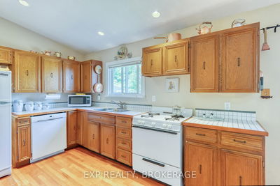 1040 WATERS EDGE Lane, Arden - Frontenac Centre image-0-4