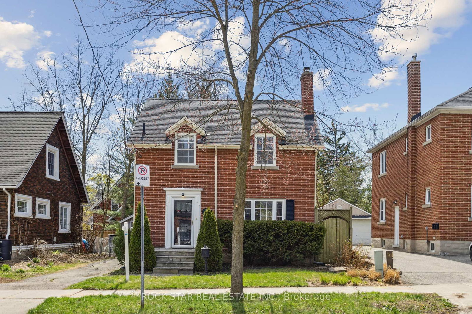 Detached House for sale at 127 Krug Street, Kitchener, N2H 2Y1 - MLS: X12119334