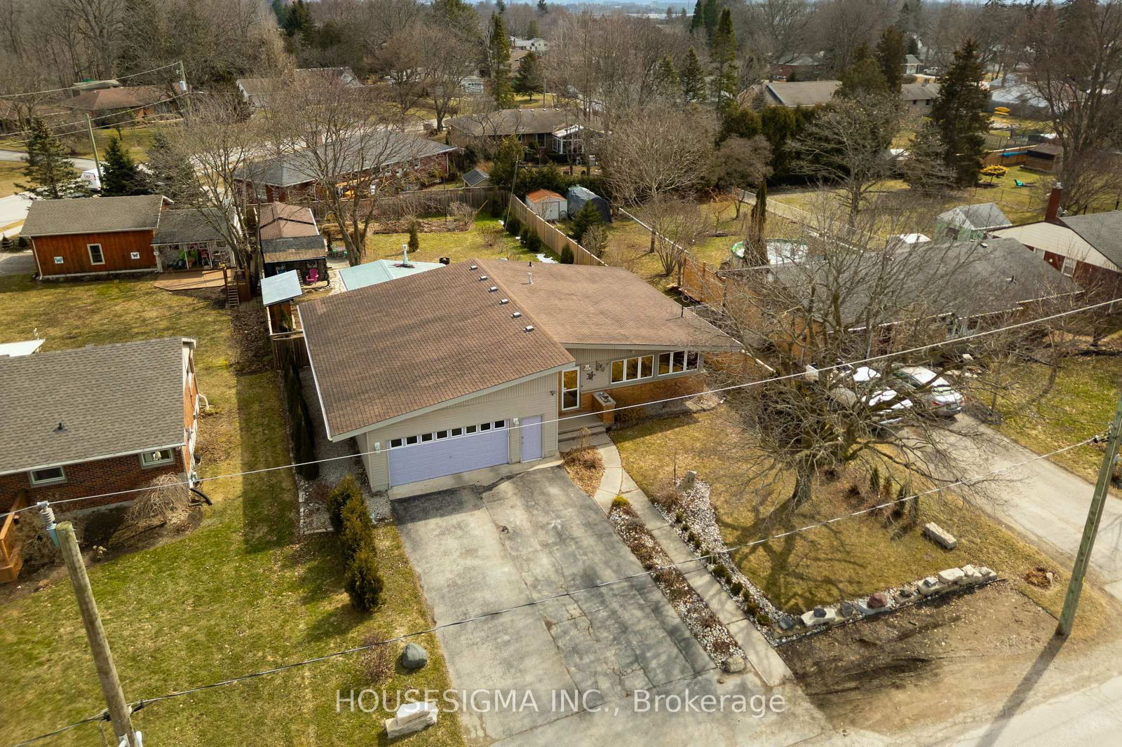 Detached House for sale at 19 Dalewood Drive, St. Thomas, St. Thomas, N5P 3H8 - MLS: X12119534