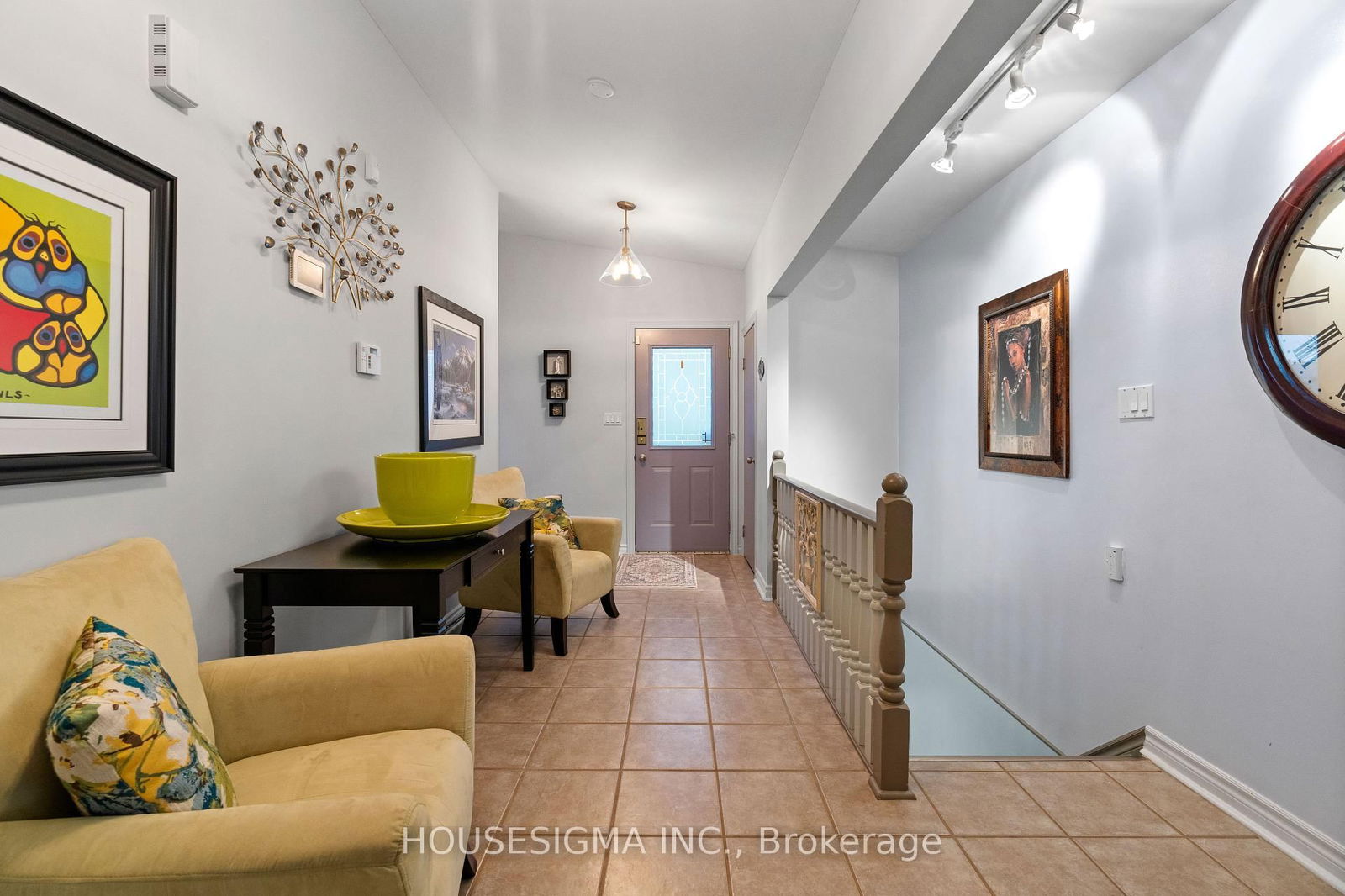 Detached House for sale at 19 Dalewood Drive, St. Thomas, St. Thomas, N5P 3H8 - MLS: X12119534