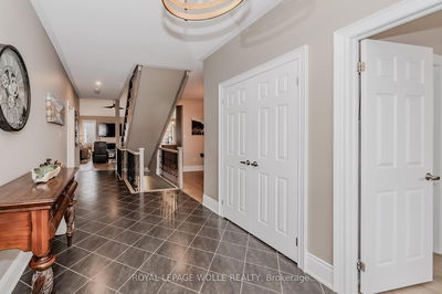 56 Harpin Way, Centre Wellington - Fergus image-0-2