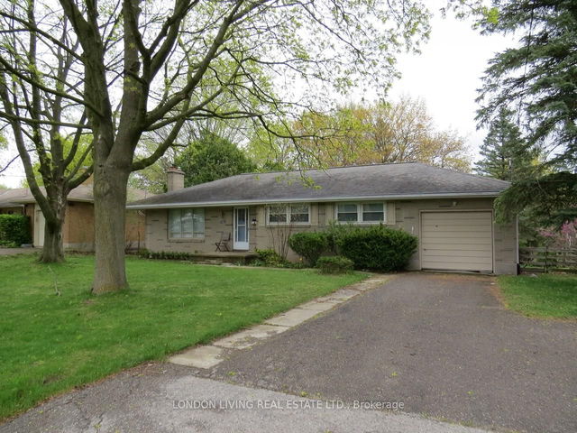 49 Wychwood Parkway