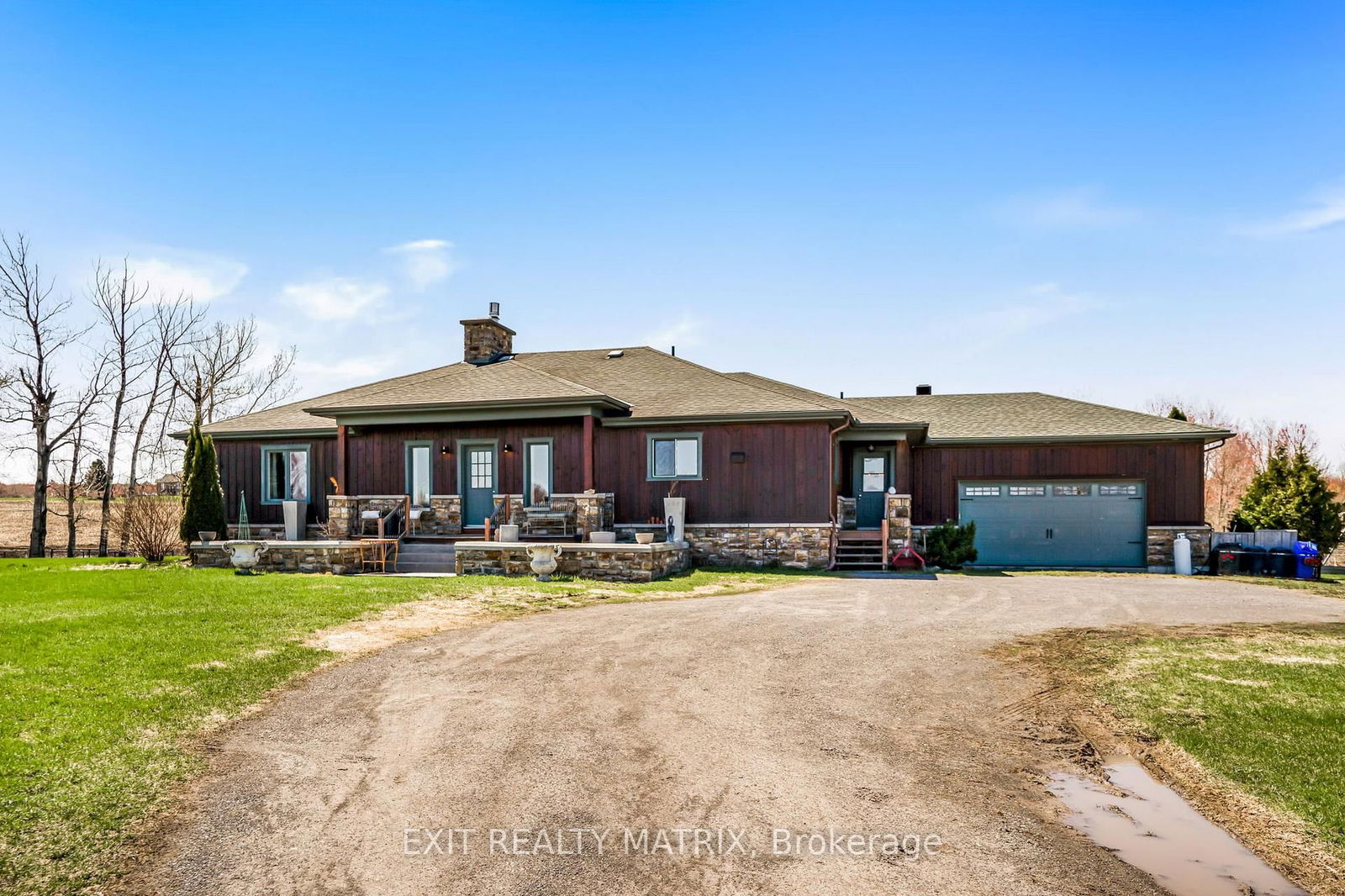 Detached House for sale at 2228 Ste Anne Road, Champlain, L'Orignal, K0B 1K0 - MLS: X12119754