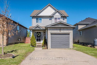 284 Millburn Blvd, Centre Wellington - Fergus