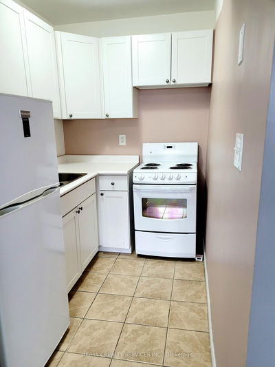 Unit 1507 — 150 Charlton Ave, Hamilton - Corktown image-0-4