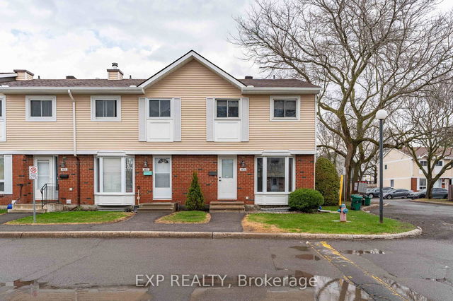 15 - 1979 Greenvale Lane