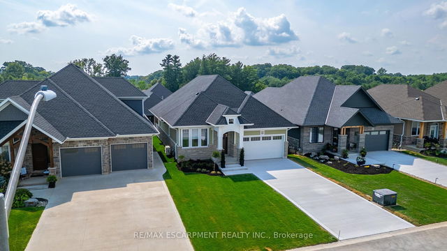 41 Bluenose Drive