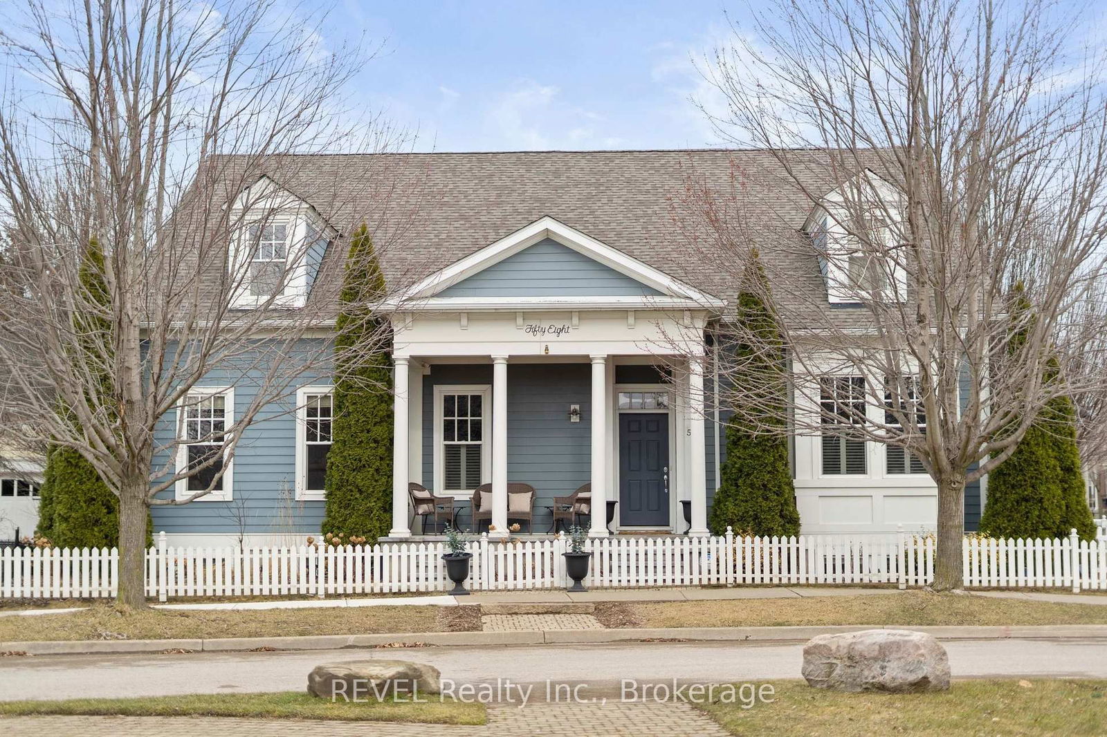 Detached House for sale at 58 Garrison Village Drive, Niagara-on-the-Lake, Town, L0S 1J0 - MLS: X12119876