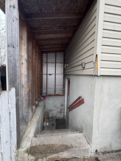 162 Princess St, North Bay - Central image-0-2