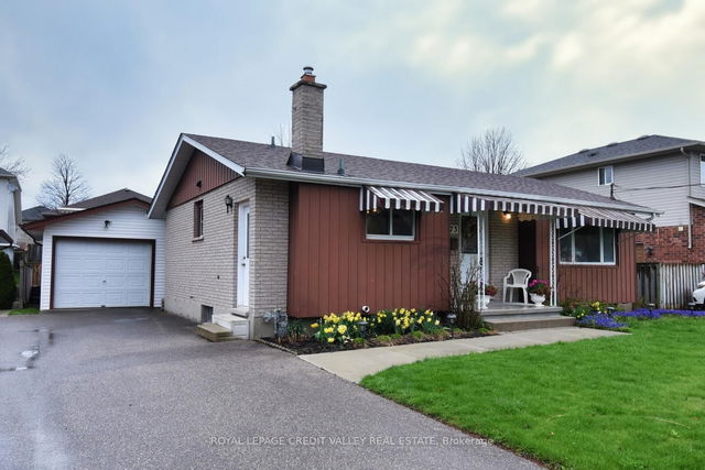 73 Cheltonwood Avenue