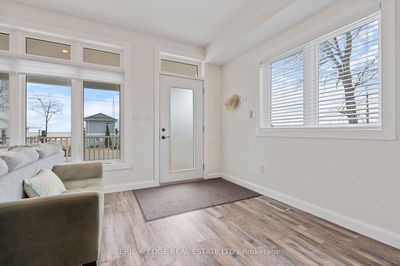 24 Erie Blvd, Norfolk - Long Point image-0-3