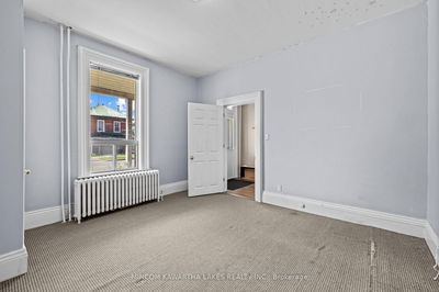 270 Sherbrooke St, Peterborough Central - 3 North image-0-2