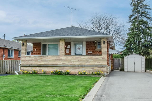 111 Castlefield Drive