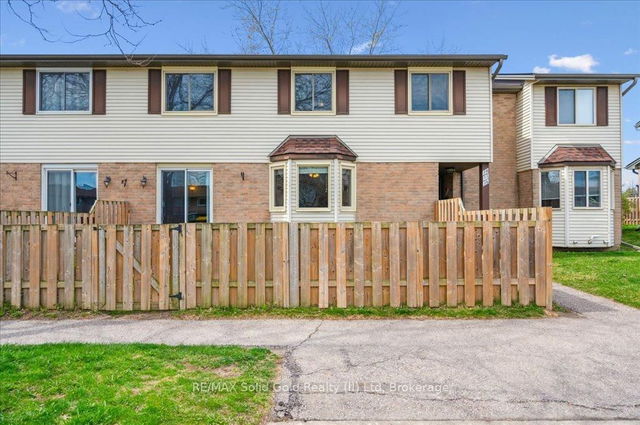 16 - 700 Erinbrook Drive