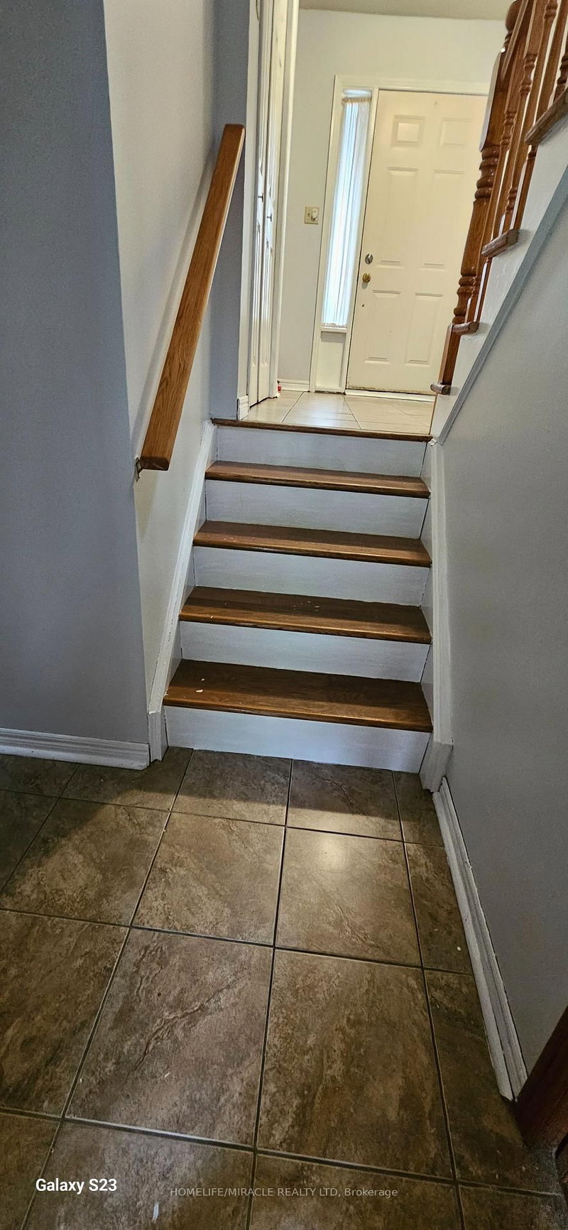 13 - 1983 Main St W, Hamilton, L8S 4R3 | Image 2