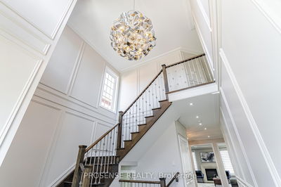 8 Macbean Cres, Hamilton - Waterdown image-0-2