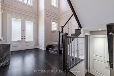 8 Macbean Cres, Hamilton - Waterdown image-0-4