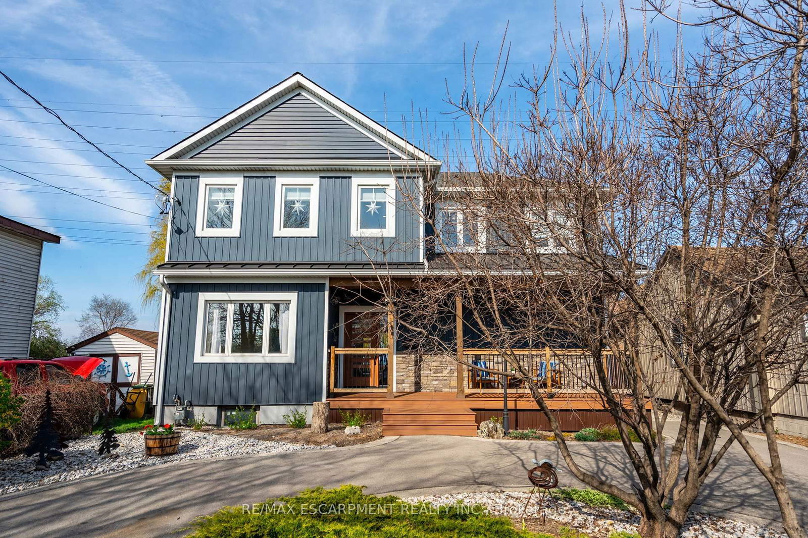 Detached House for sale at 175 Beach Boulevard, Hamilton, Hamilton Beach, L8H 6V8 - MLS: X12120431