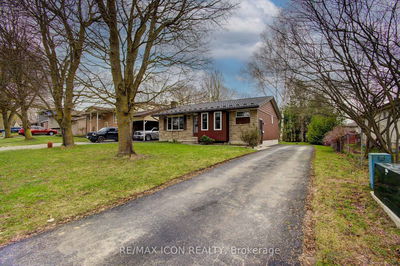 271 Forest Glen Cres, Wellington North - Mount Forest image-0-2