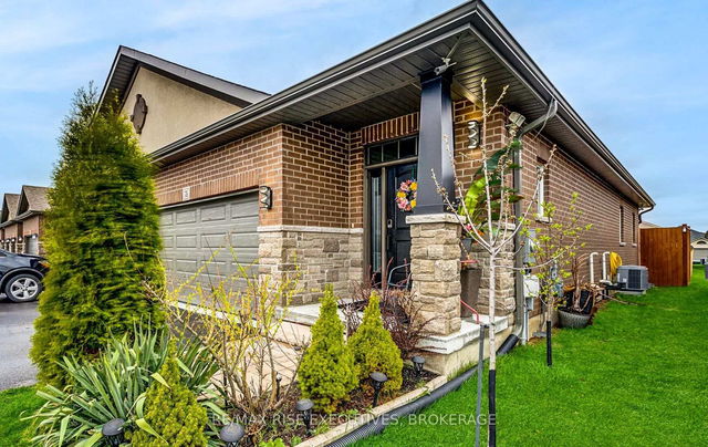 75 Farmington Crescent