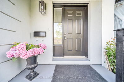 228 Ferguson Dr, Woodstock - South image-0-4