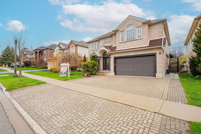 18 Hawkswood Dr, Kitchener -  image-0-1