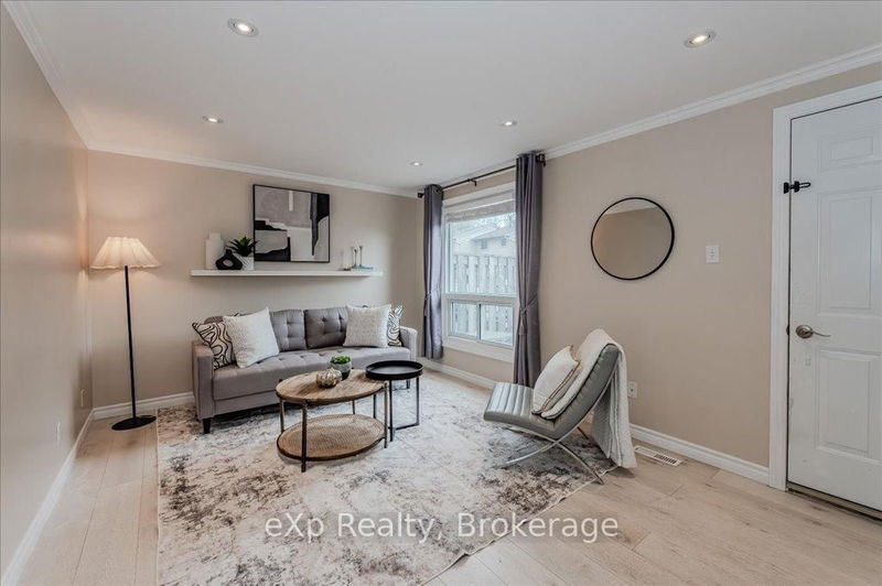 Unit 43 — 700 Paisley Rd, Guelph - Willow West/Sugarbush/West Acres image-0-0