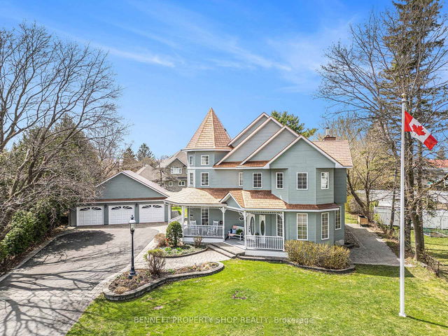 22 Ashwood Crescent