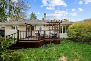 42 Strathcona Drive
