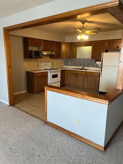 Unit 301 — 460 Durham St, Wellington North - Mount Forest image-0-4