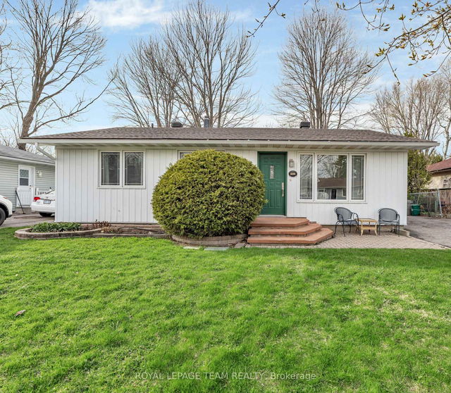 1443 Rainbow Crescent