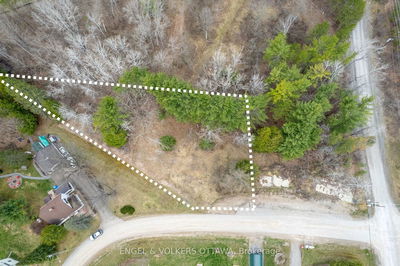 Lot 9 Devlin Cres, McNab/Braeside - Mcnab/Braeside Twps image-0-1