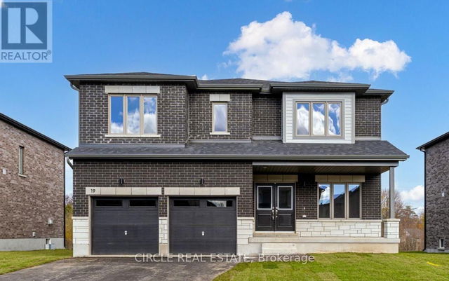 19 Tulip Crescent