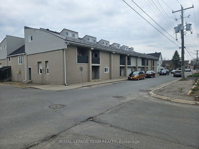 202 - 105 Asa Street