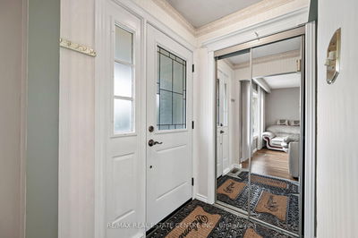747 KUMMER Cres, Cambridge -  image-0-4