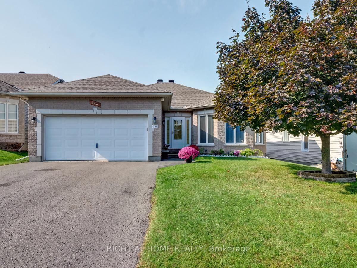 Detached House for sale at 144 Sandra Crescent, Clarence-Rockland, Town of Rockland, K4K 1R7 - MLS: X12121709