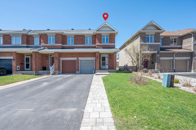 1431 Comfrey Crescent
