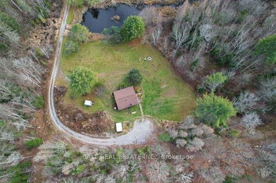 1047 Donroy Rd, Highlands East - Glamorgan image-0-3