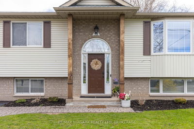 44 Maple Leaf Ave, Fort Erie - Ridgeway image-0-1