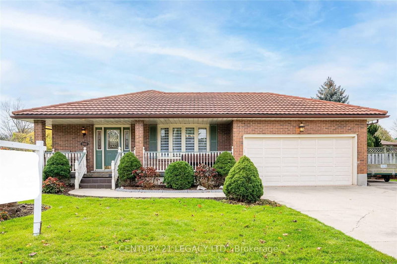 (Upper) - 2067 Old Mill Rd, Kitchener, N2P 1E4 | Image 2