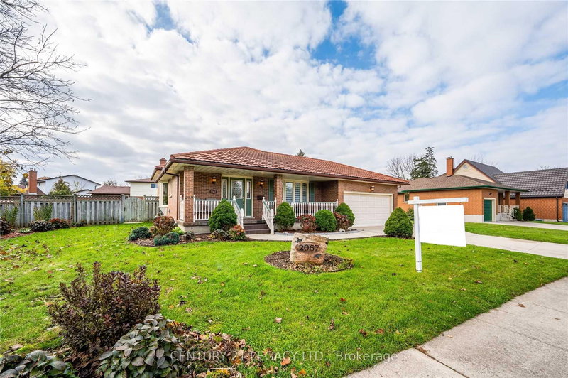 (Upper) - 2067 Old Mill Rd, Kitchener, N2P 1E4 | Image 3