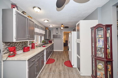 35 Radford Ave, Fort Erie - Lakeshore image-0-2